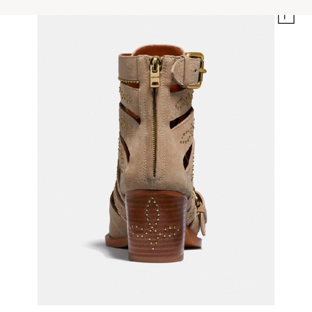 🆕Coach PAISLEY BOOTIE - Picture 2 of 2